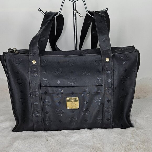 Price is FIRM⚠️ MCM Logo Printed Shoulder Bag - Picture 1 of 17